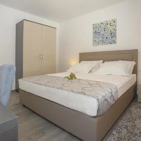 Apartment Netflix The Weekend Away Movie Penthouse In Split