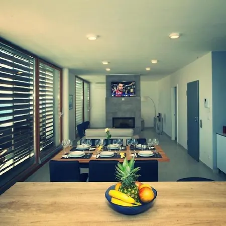 Netflix The Weekend Away Movie Penthouse In *
